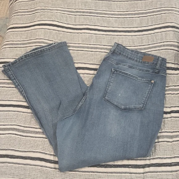 87. Judy Blue Flare Jeans - Picture 1 of 6